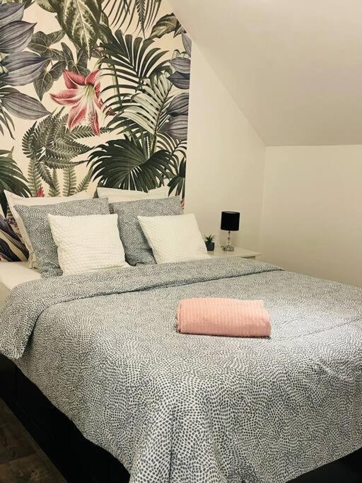 Studio Du Chateau Apartment Шамп-сюр-Марн Екстериор снимка